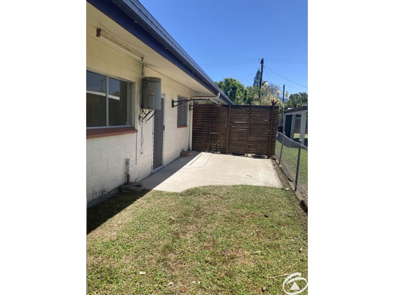 2/4 Eureka Street, Manunda QLD 4870