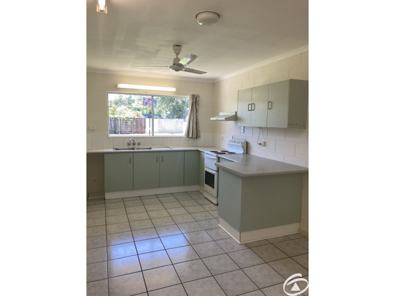 2/4 Eureka Street, Manunda QLD 4870