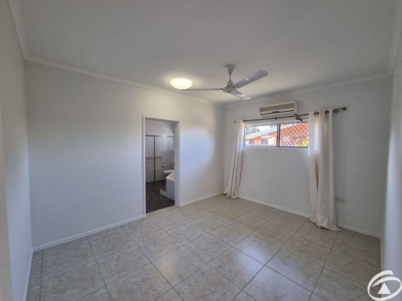 2 Tracey Close, Woree QLD 4868