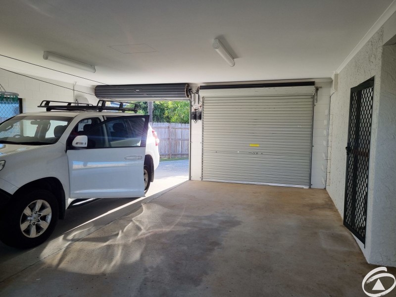 2 Tracey Close, Woree QLD 4868