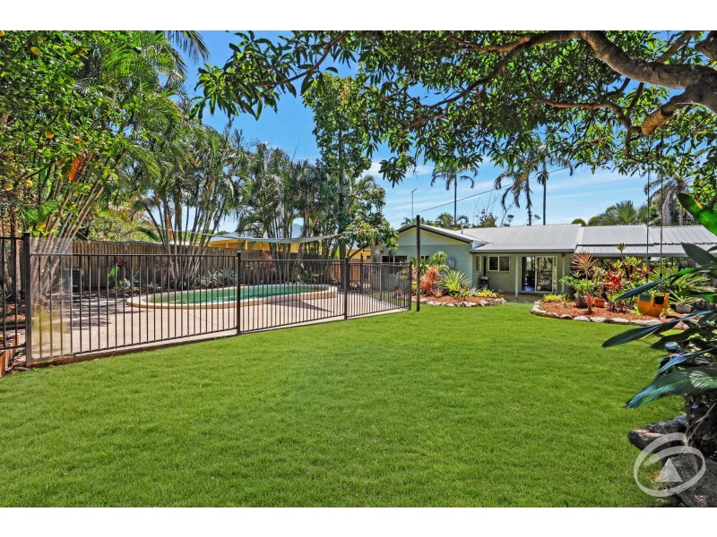 19 Dolphin Close, Kewarra Beach QLD 4879