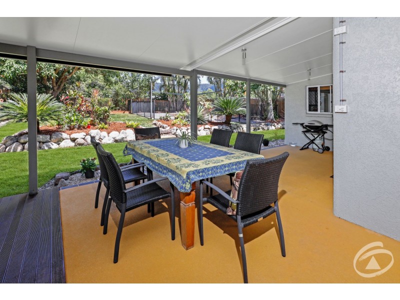 19 Dolphin Close, Kewarra Beach QLD 4879
