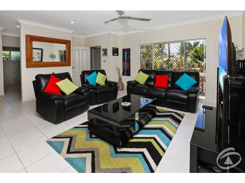 19 Dolphin Close, Kewarra Beach QLD 4879