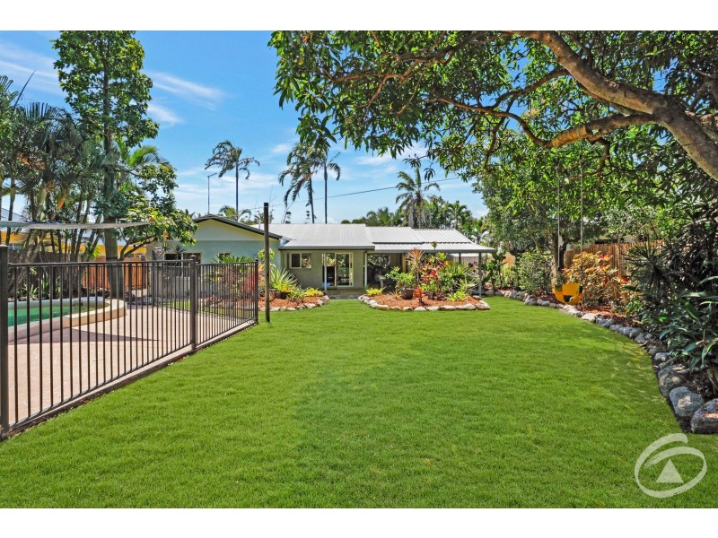 19 Dolphin Close, Kewarra Beach QLD 4879
