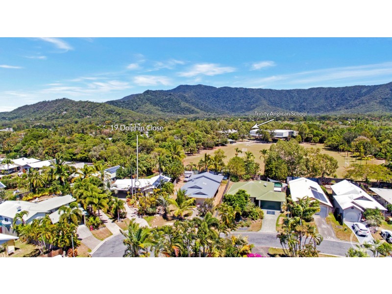 19 Dolphin Close, Kewarra Beach QLD 4879
