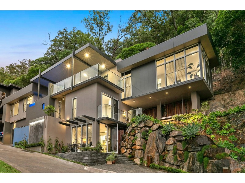 28/9 Savaii Close, Palm Cove QLD 4879
