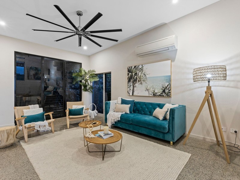 28/9 Savaii Close, Palm Cove QLD 4879