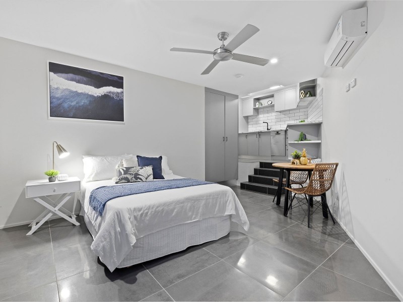 28/9 Savaii Close, Palm Cove QLD 4879