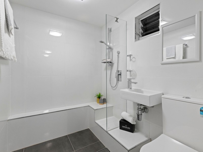 28/9 Savaii Close, Palm Cove QLD 4879