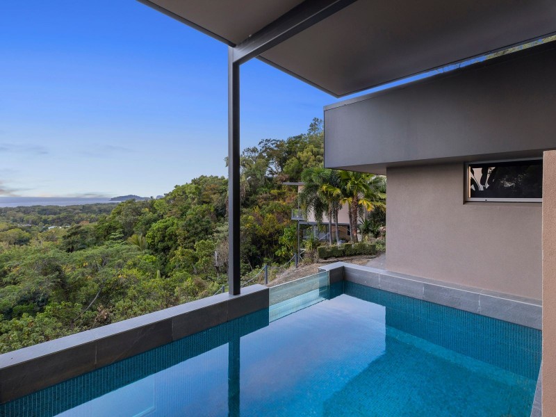 28/9 Savaii Close, Palm Cove QLD 4879