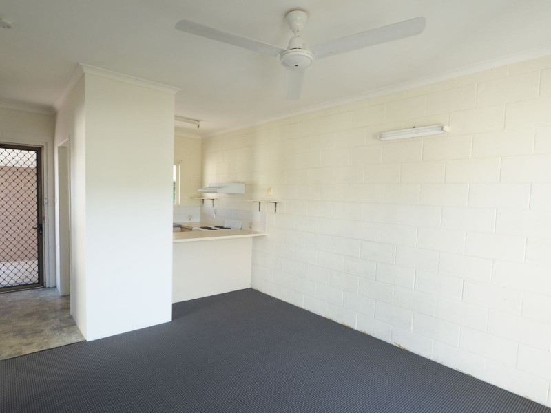 27/173 Mayers Street, Manoora QLD 4870