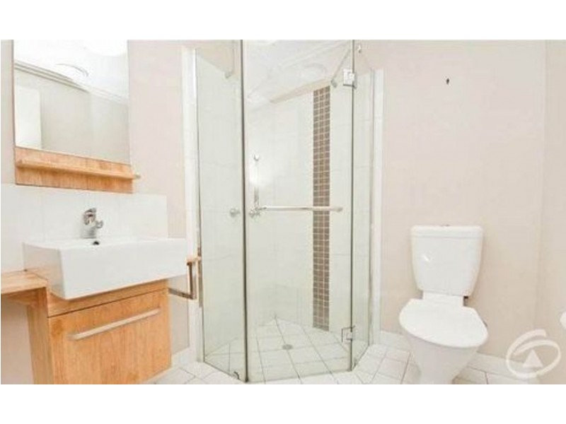 310/2-8 Centenary Close, Manoora QLD 4870