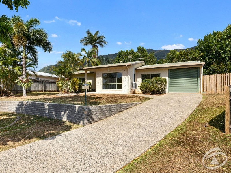 7 Sycamore Close, Redlynch QLD 4870