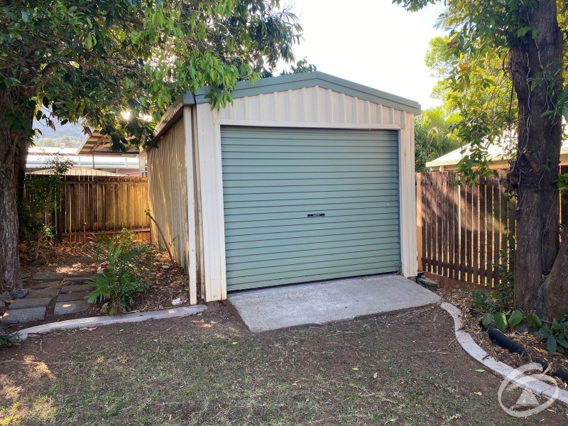 7 Sycamore Close, Redlynch QLD 4870