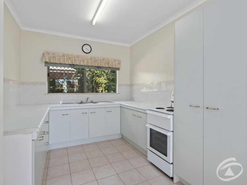 7 Sycamore Close, Redlynch QLD 4870