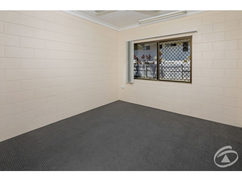 21 Leon Close, Brinsmead QLD 4870