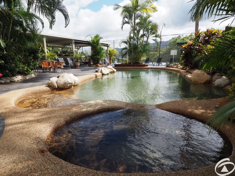 206/92-94 Moore Street, Trinity Beach QLD 4879