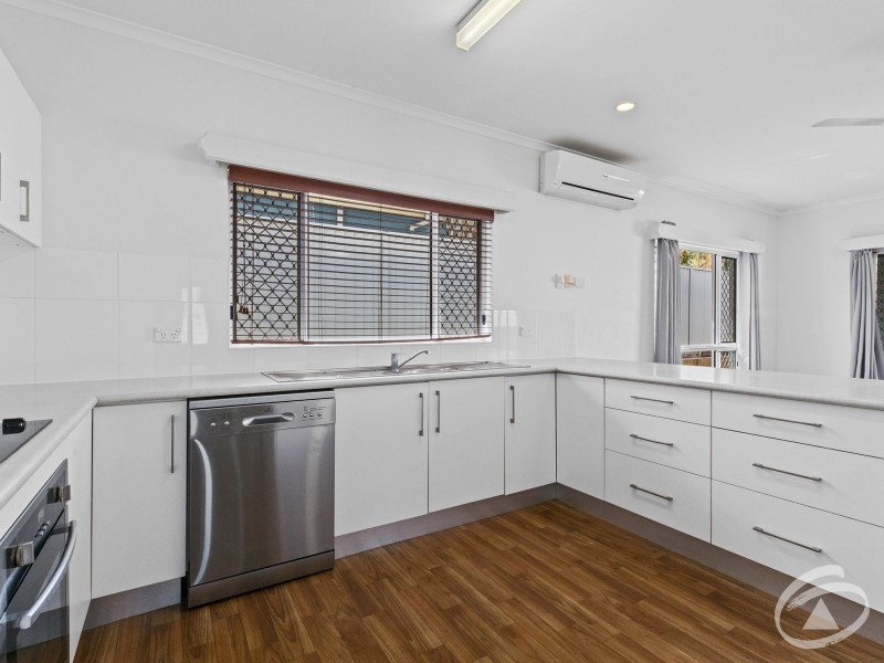 19 Satinash Close, Redlynch QLD 4870