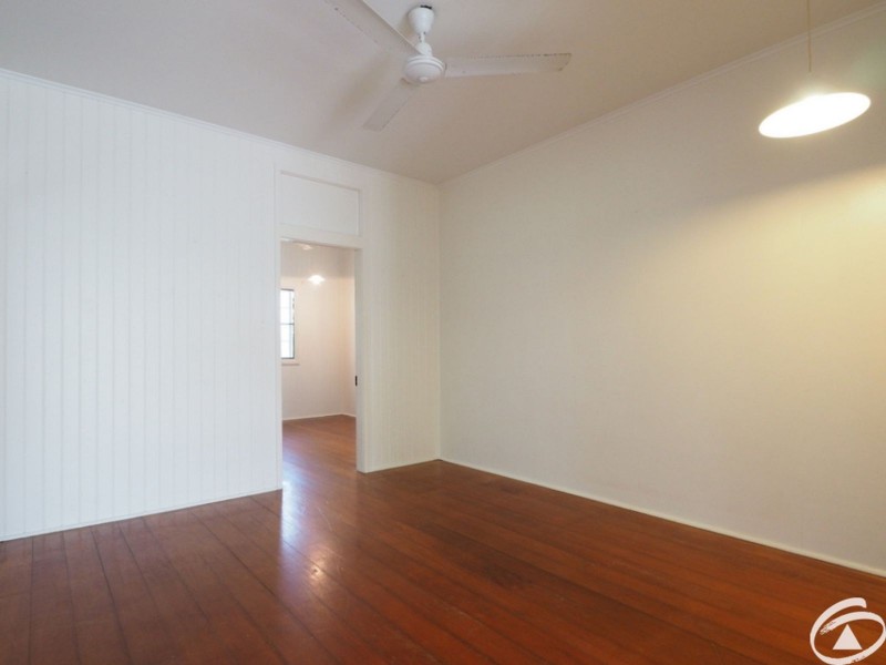 2/81 Digger Street, Cairns North QLD 4870