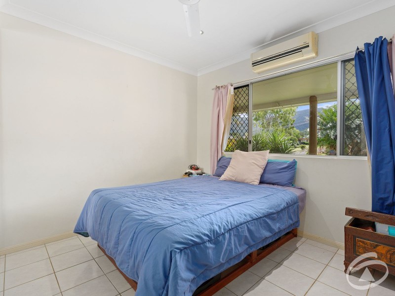 14 Venezia Street, Woree QLD 4868