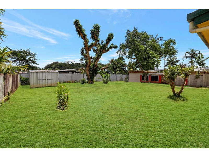 18 Carroo Street, Bayview Heights QLD 4868