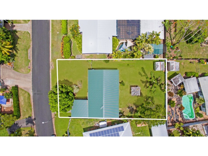 18 Carroo Street, Bayview Heights QLD 4868