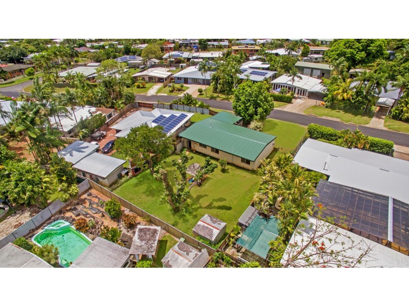 18 Carroo Street, Bayview Heights QLD 4868