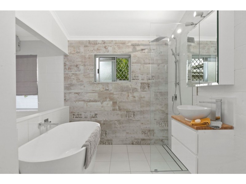 3/403 Draper Street, Parramatta Park QLD 4870
