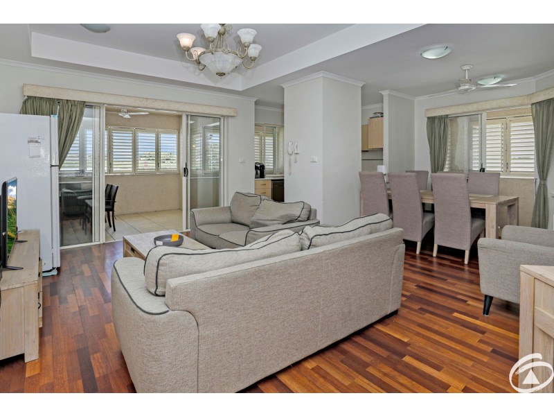 9/106 McLeod Street, Cairns North QLD 4870