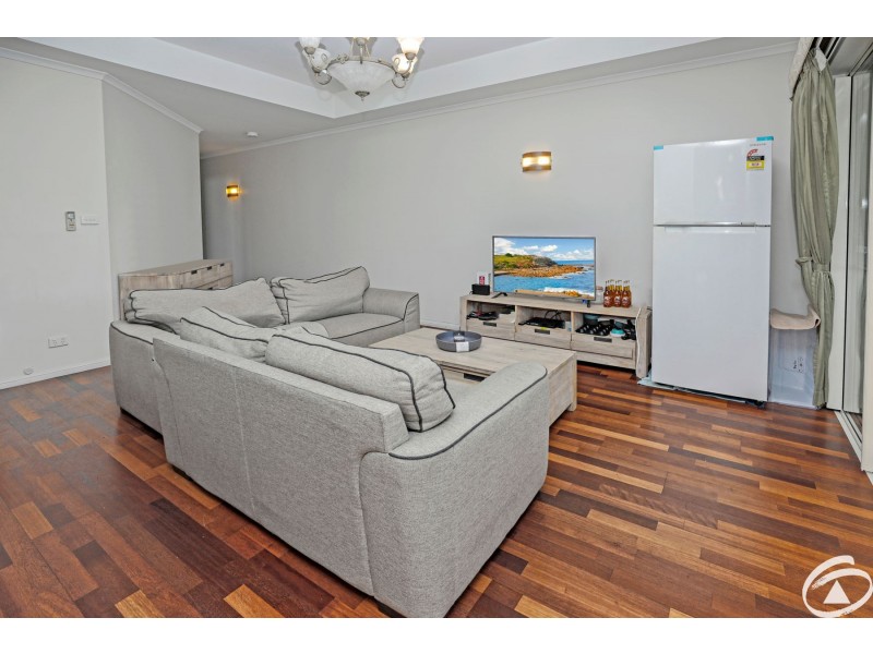 9/106 McLeod Street, Cairns North QLD 4870