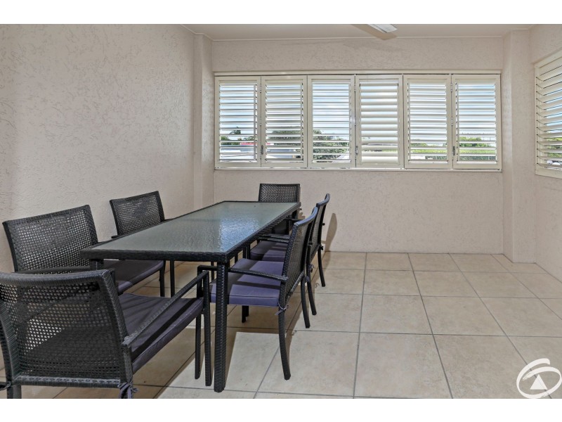 9/106 McLeod Street, Cairns North QLD 4870