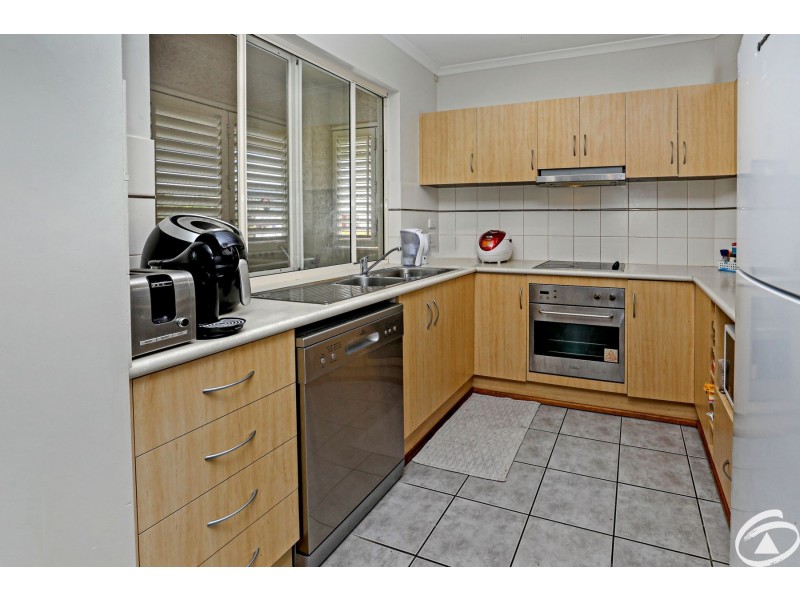 9/106 McLeod Street, Cairns North QLD 4870