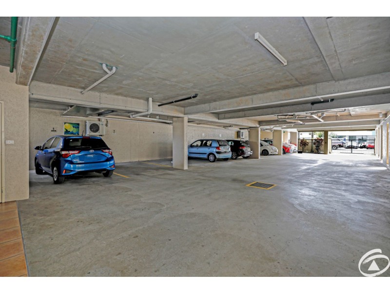 9/106 McLeod Street, Cairns North QLD 4870