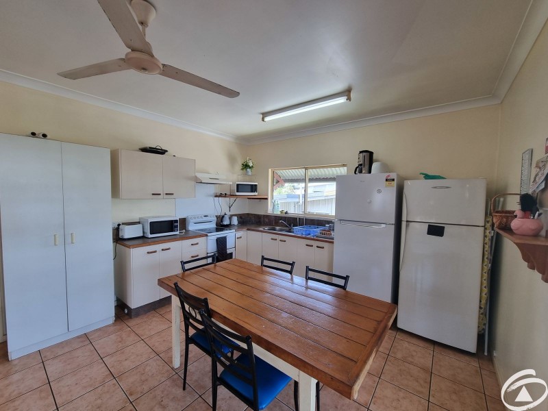 5B Lumley, Parramatta Park QLD 4870