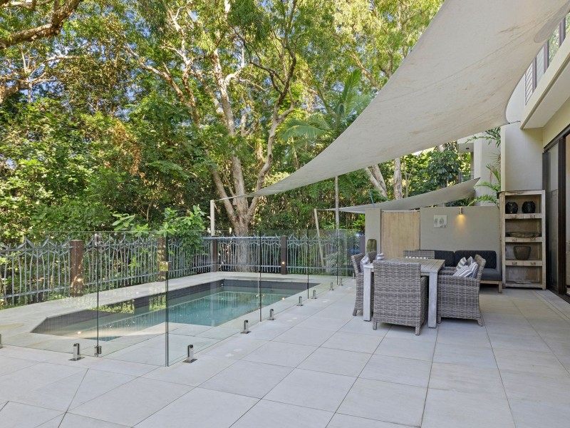 107-108/5 Triton Street, Palm Cove QLD 4879