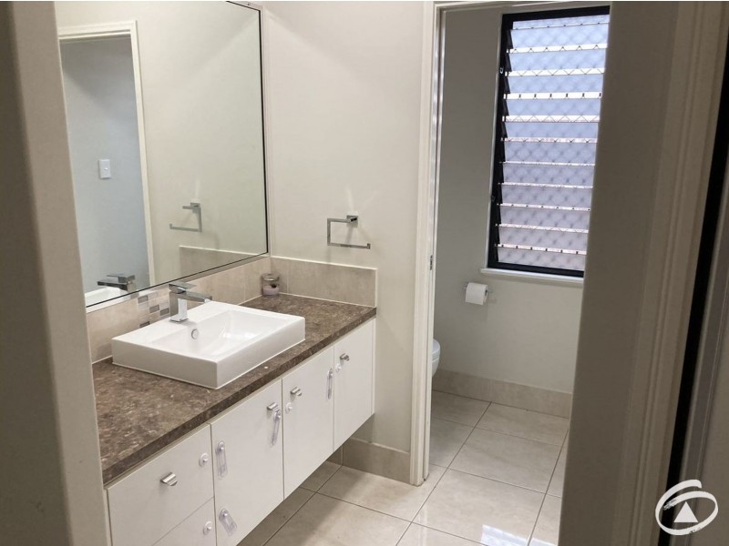 23 Ainscow Drive, Bentley Park QLD 4869