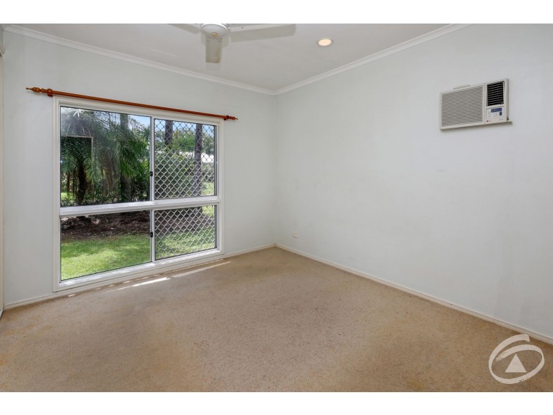 13 Compton Court, Bentley Park QLD 4869