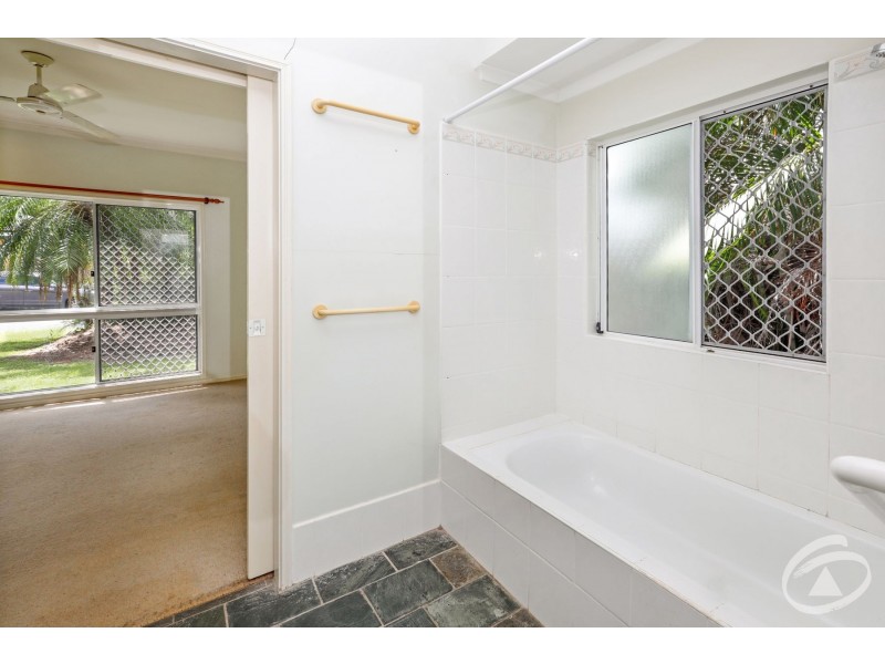13 Compton Court, Bentley Park QLD 4869