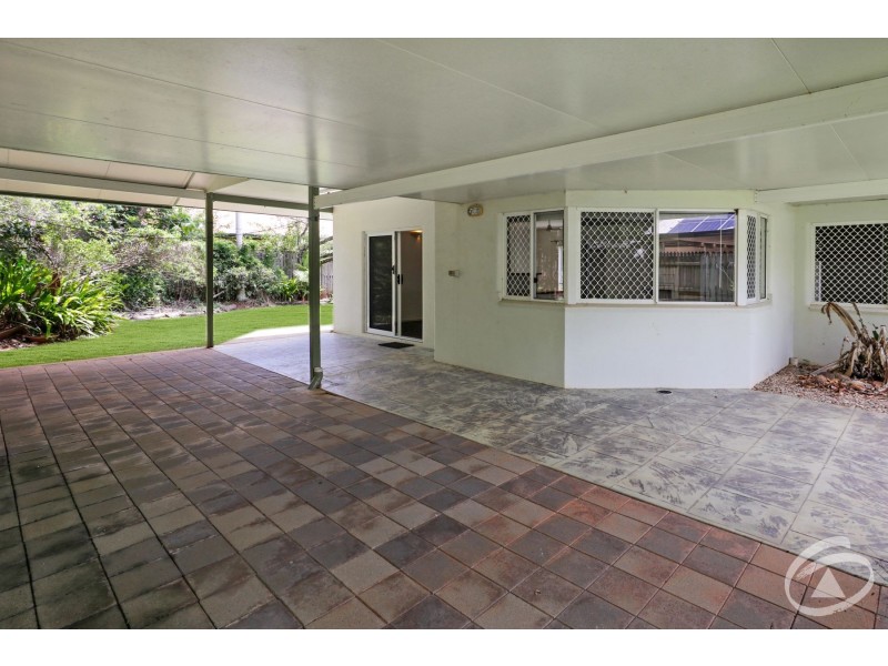 13 Compton Court, Bentley Park QLD 4869