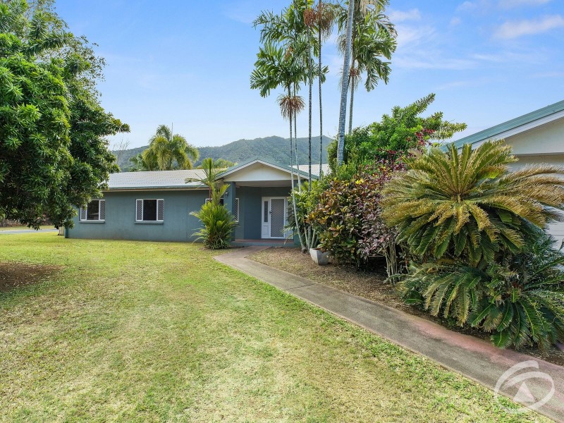 19 Satinash Close, Redlynch QLD 4870