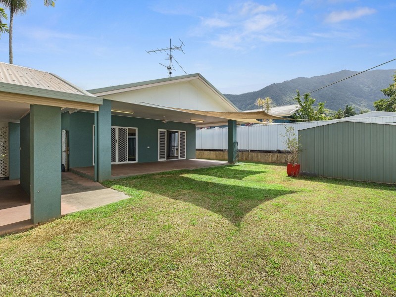 19 Satinash Close, Redlynch QLD 4870
