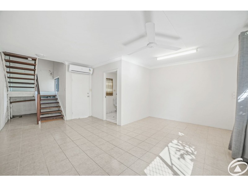 5/30 Charles Street, Cairns North QLD 4870