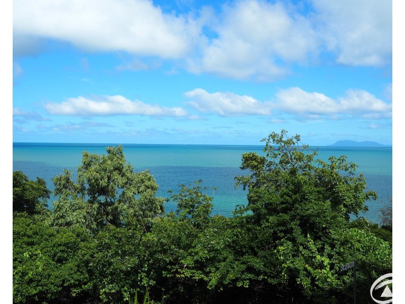 206/92-94 Moore Street, Trinity Beach QLD 4879