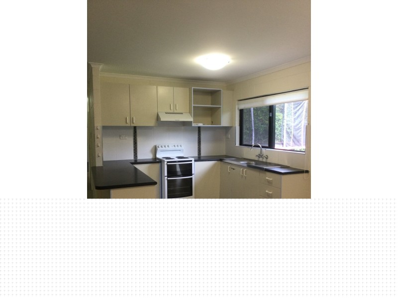 25 Mulligan Street, Manoora QLD 4870