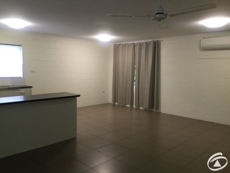 25 Mulligan Street, Manoora QLD 4870