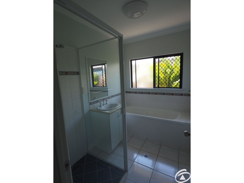 5 Mia Street, Kewarra Beach QLD 4879