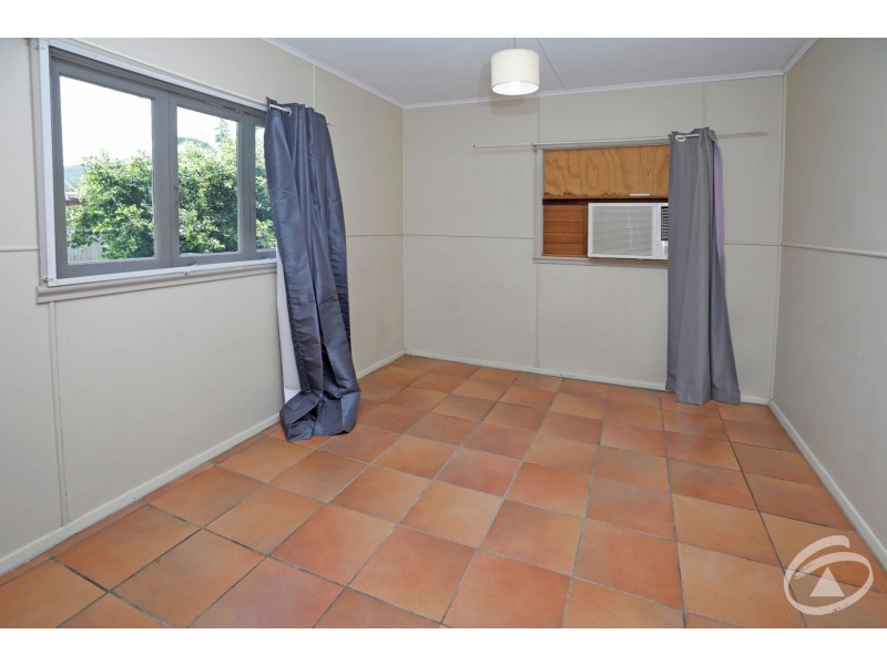 2/60 Dalton Street, Westcourt QLD 4870