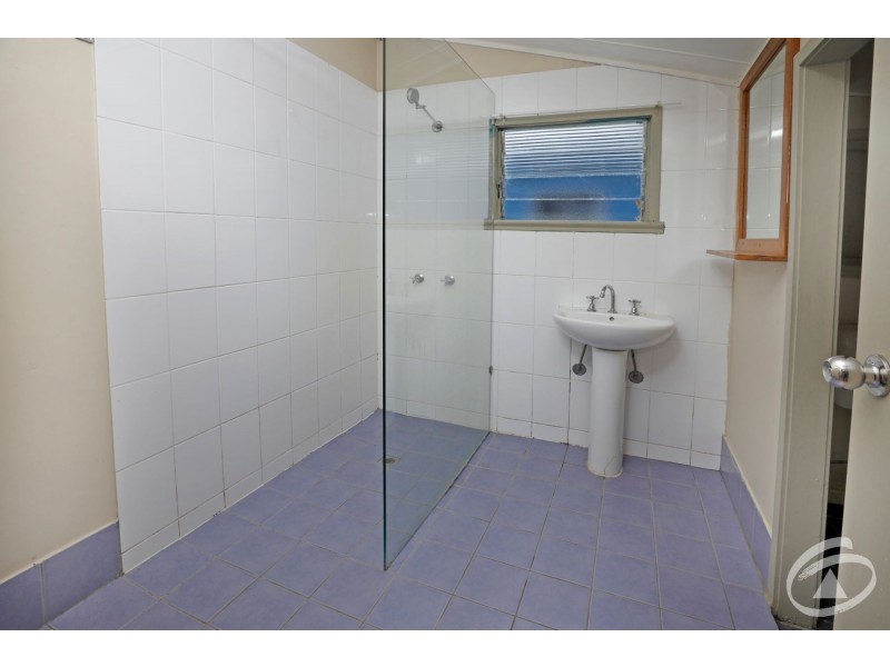 2/60 Dalton Street, Westcourt QLD 4870