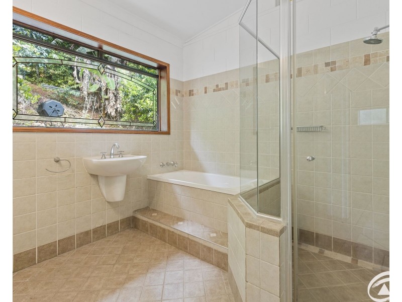 21 Blue Hills Crescent, Freshwater QLD 4870