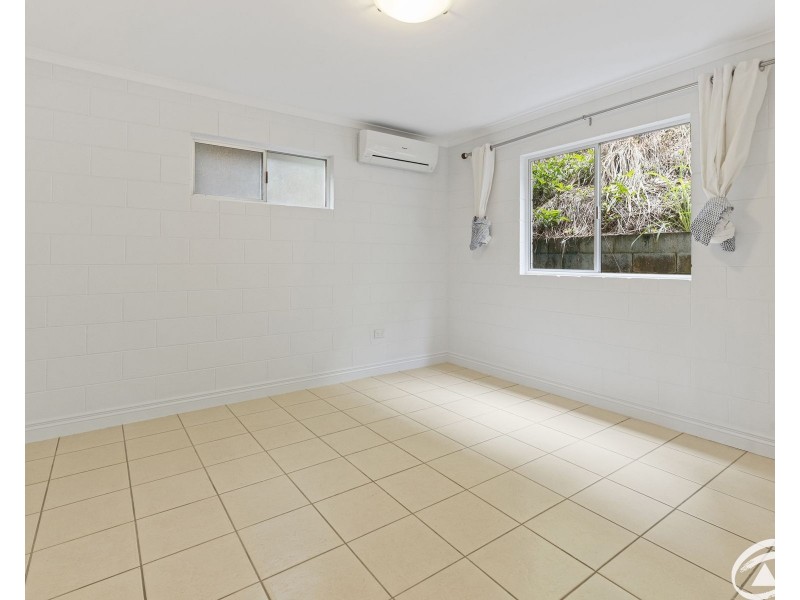 21 Blue Hills Crescent, Freshwater QLD 4870